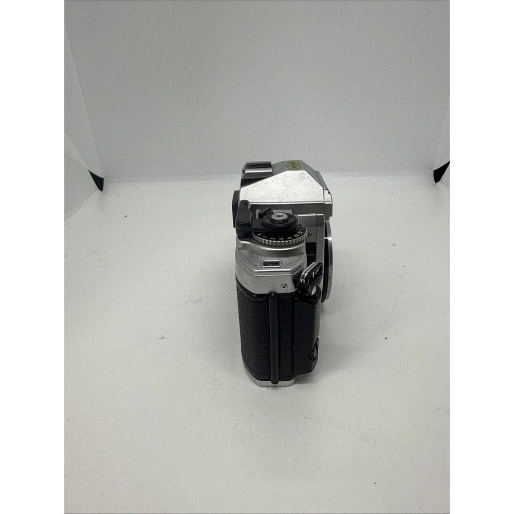 Nikon FG 35mm Film SLR Camera Body, Chrome (Camera Body Only) Untested
